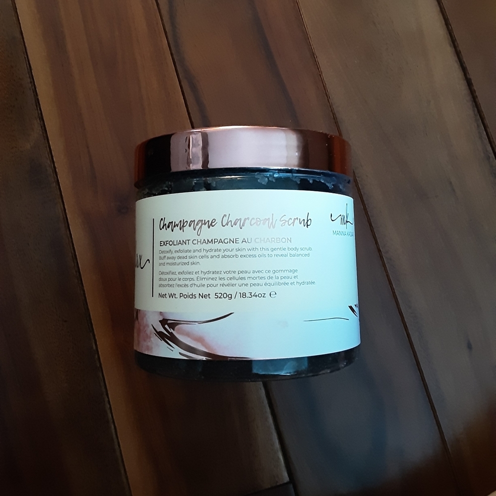 BRAND NEW Champagne charcoal body scrub